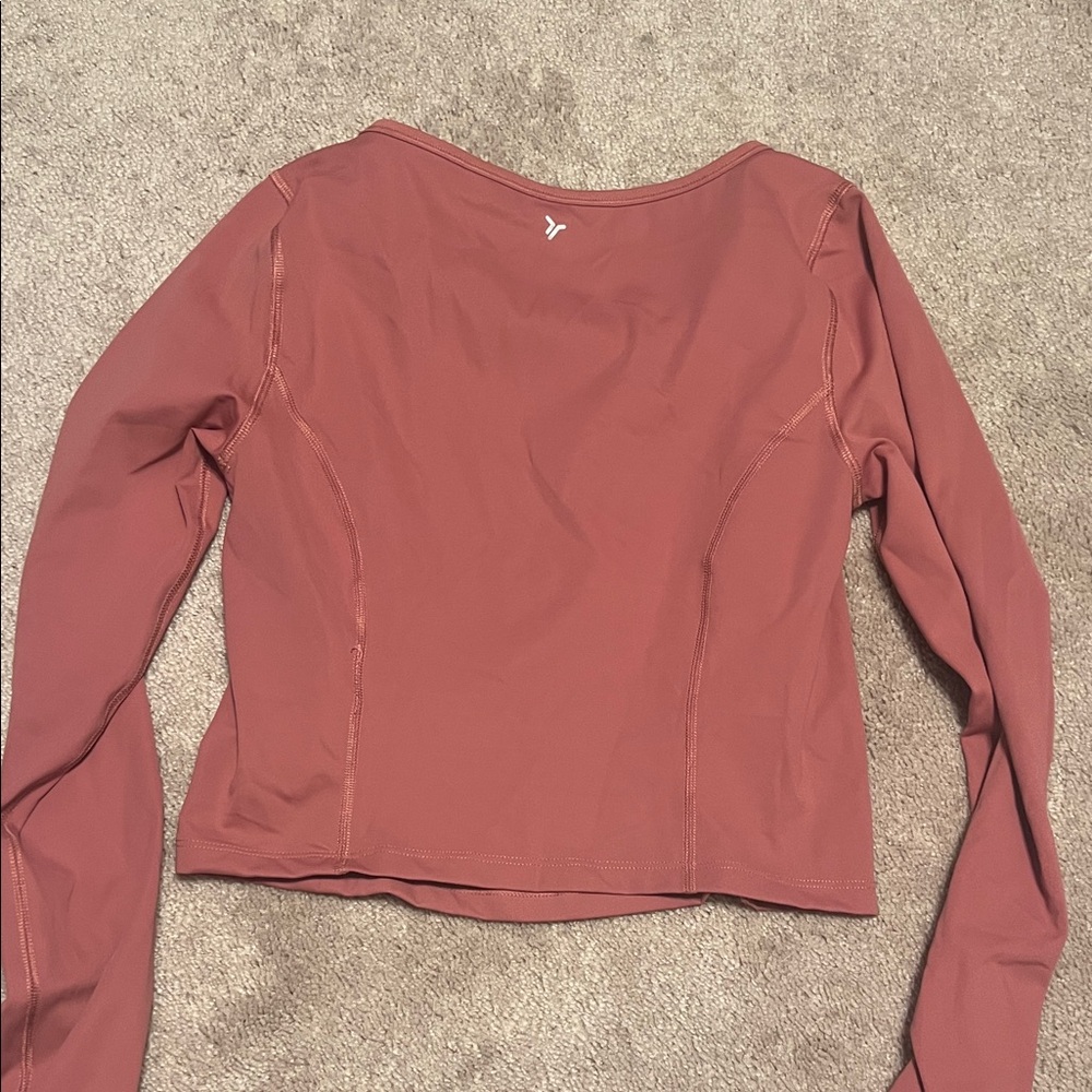 Workout top - Picture 4 of 5